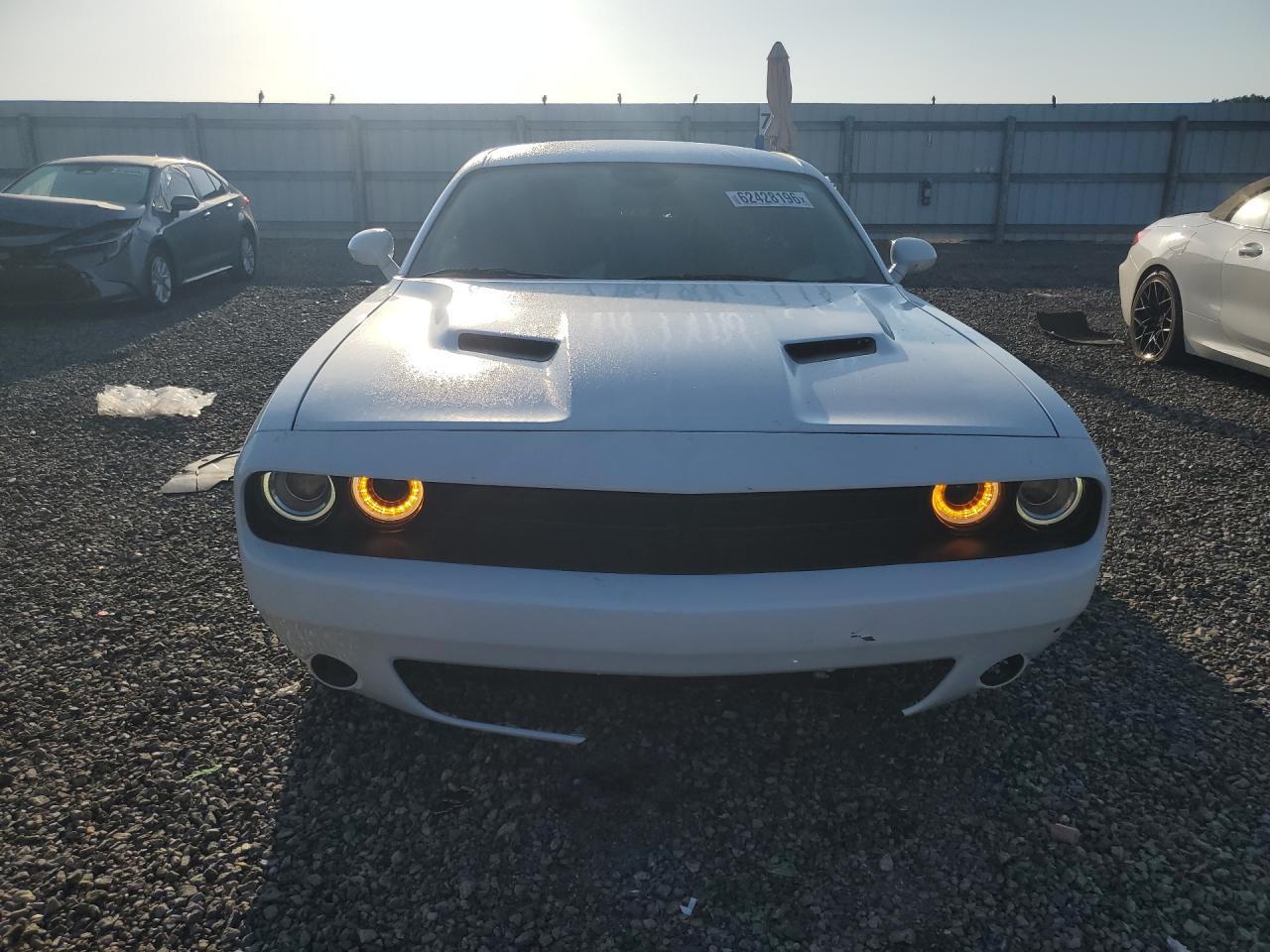 2023 Dodge Challenger Sxt - Фото 5