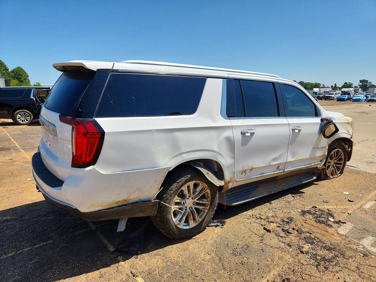 2023 GMC Yukon Xl K1500 Slt - Фото 3