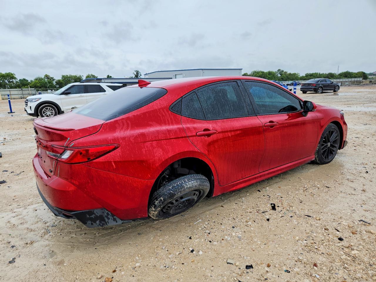 2025 Toyota Camry Se - Фото 3