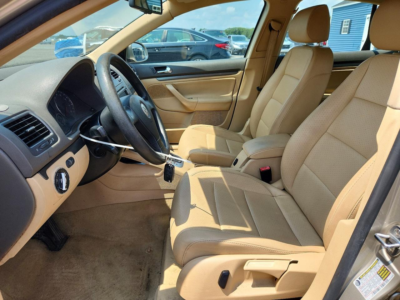 2005 Volkswagen New Jetta 2.5L Option Package 1 - Image 7