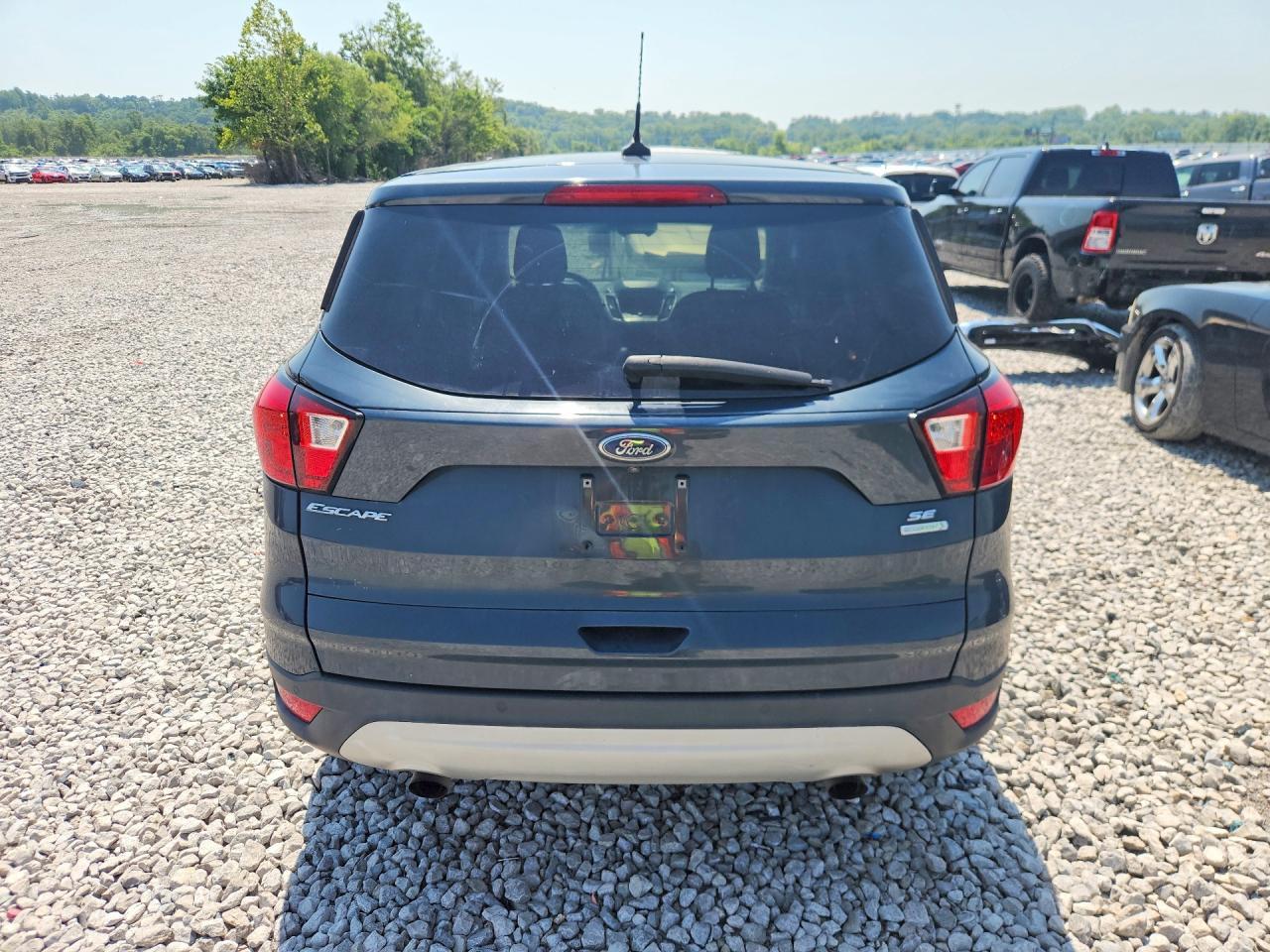 2019 Ford Escape Se - Фото 6