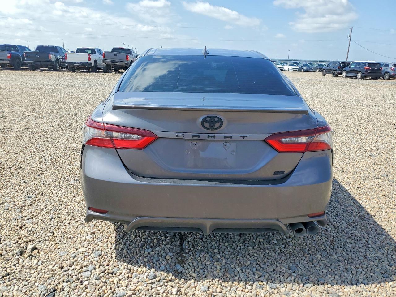 2023 Toyota Camry Se - Фото 6