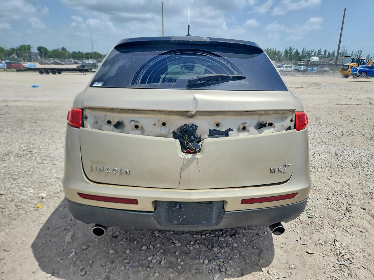 2011 Lincoln Mkt - Image 6