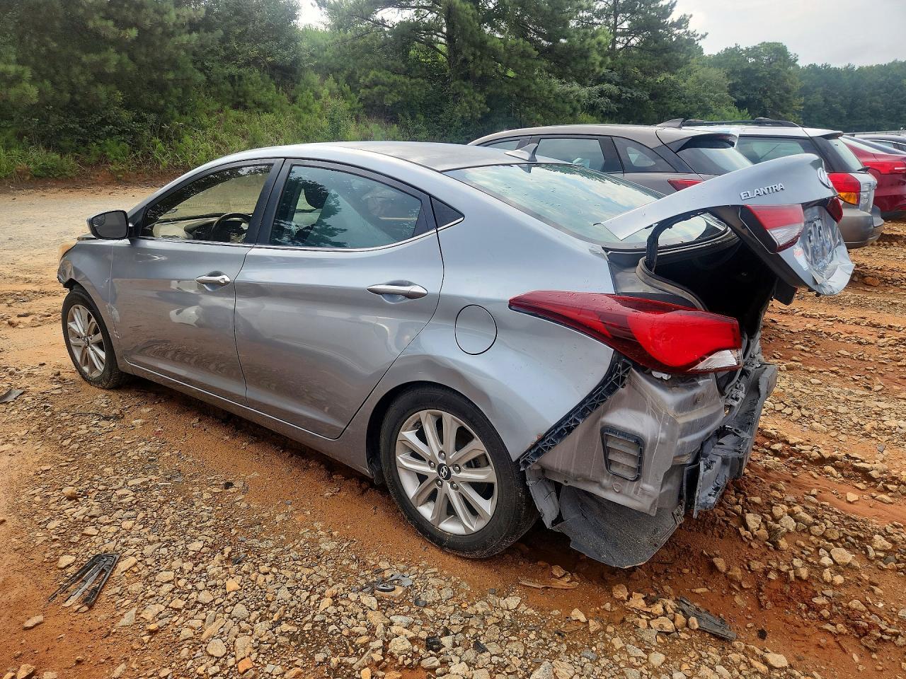2015 Hyundai Elantra Se - Image 2