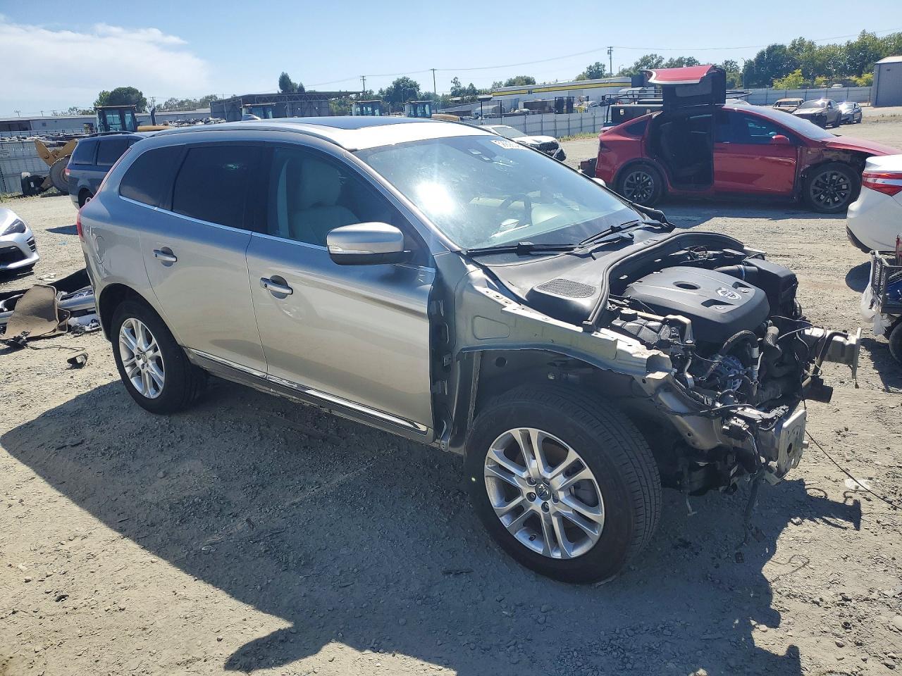 2015 Volvo Xc60 T5 Premier+ - Фото 4