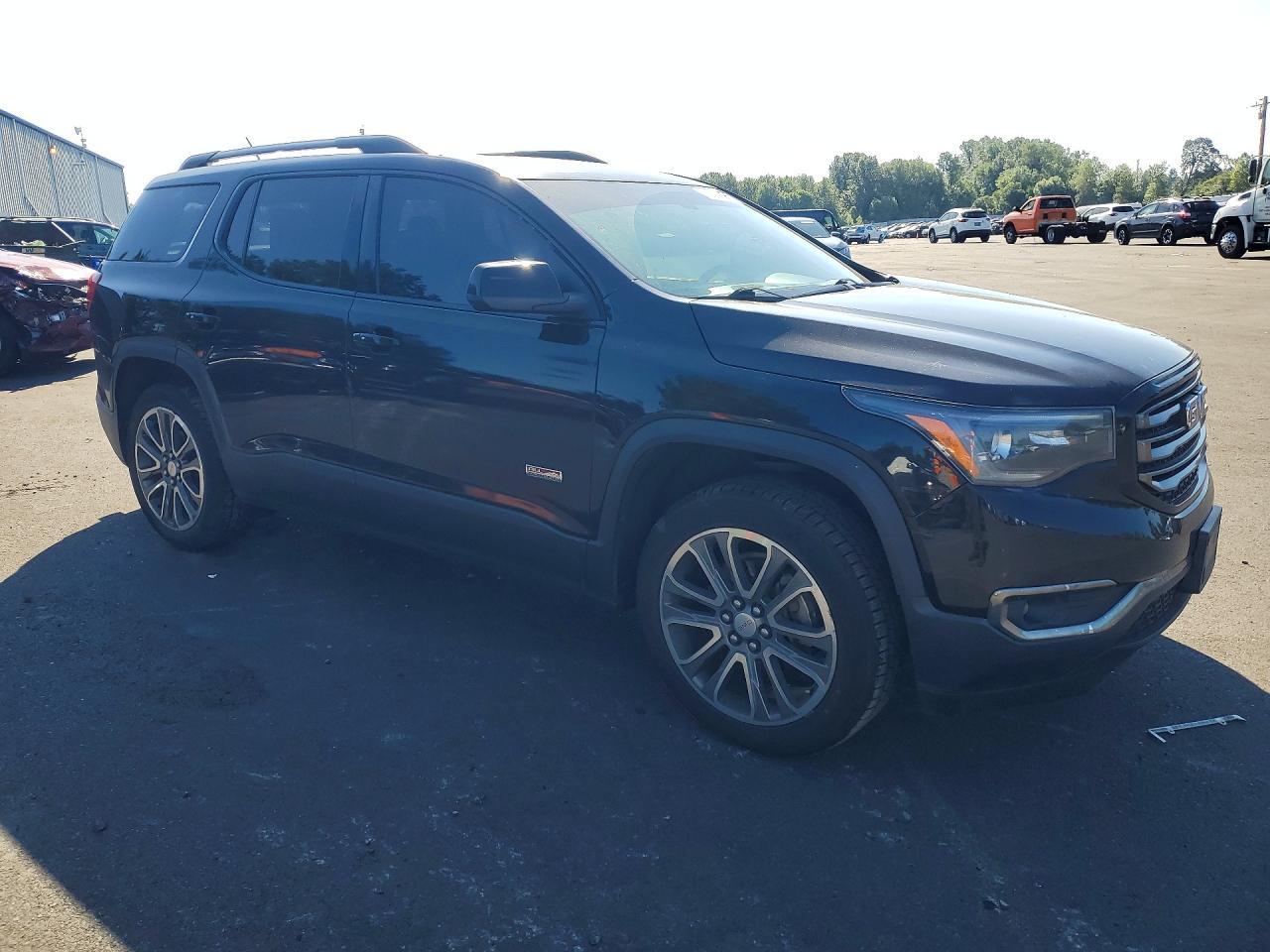 2017 GMC Acadia All Terrain - Image 4