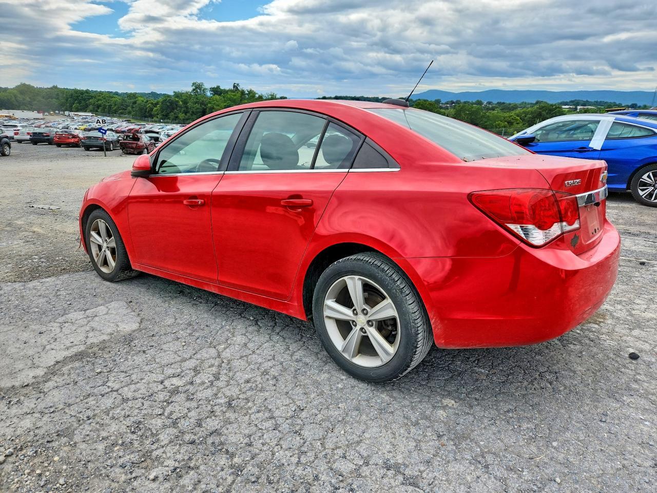 2015 Chevrolet Cruze Lt - Image 2