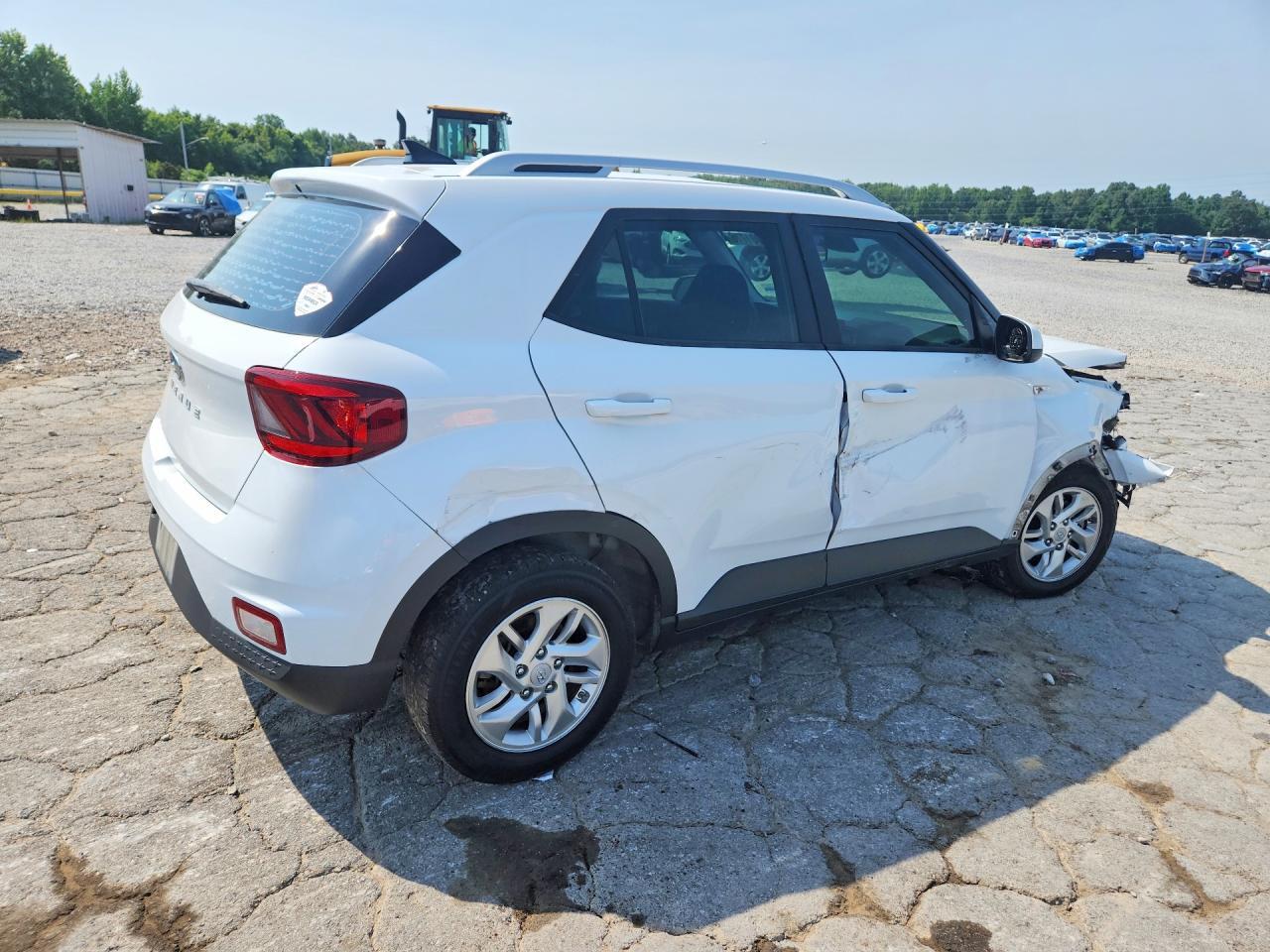 2020 Hyundai Venue Sel - Фото 3
