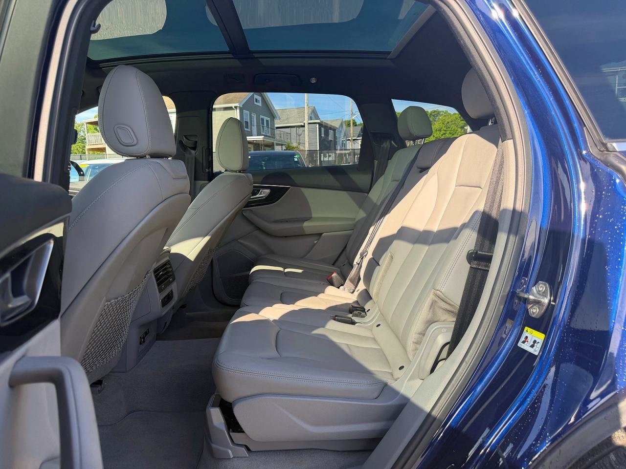 2021 Audi Q7 Premium Plus - Image 6