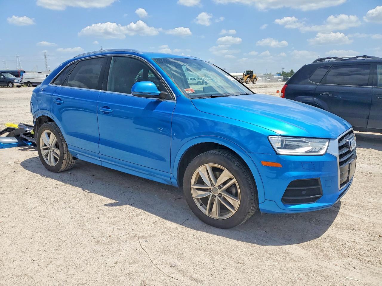2016 Audi Q3 Premium Plus - Фото 4