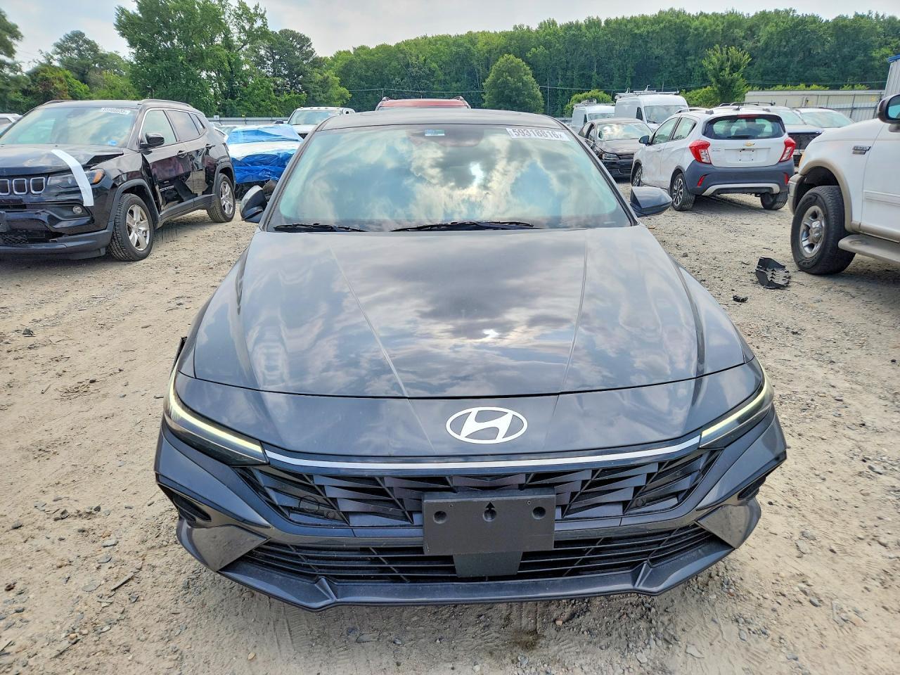 2025 Hyundai Elantra Limited - Фото 5