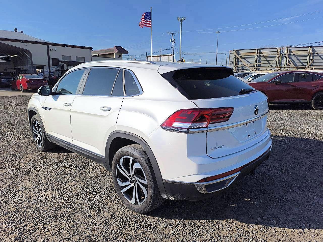 2023 Volkswagen Atlas Cross Sport Sel - Фото 2