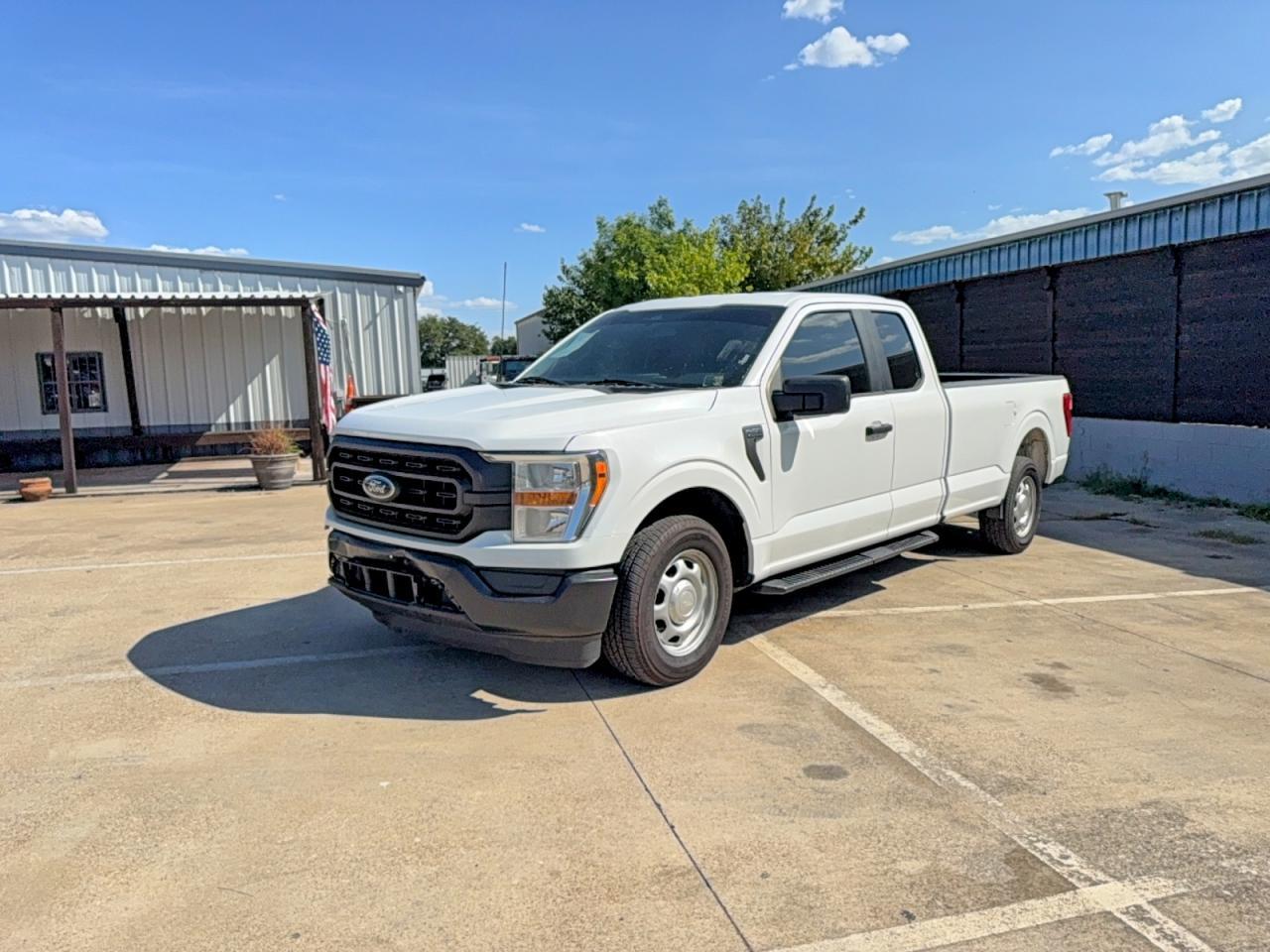 2022 Ford F150 Super Cab - Фото 2