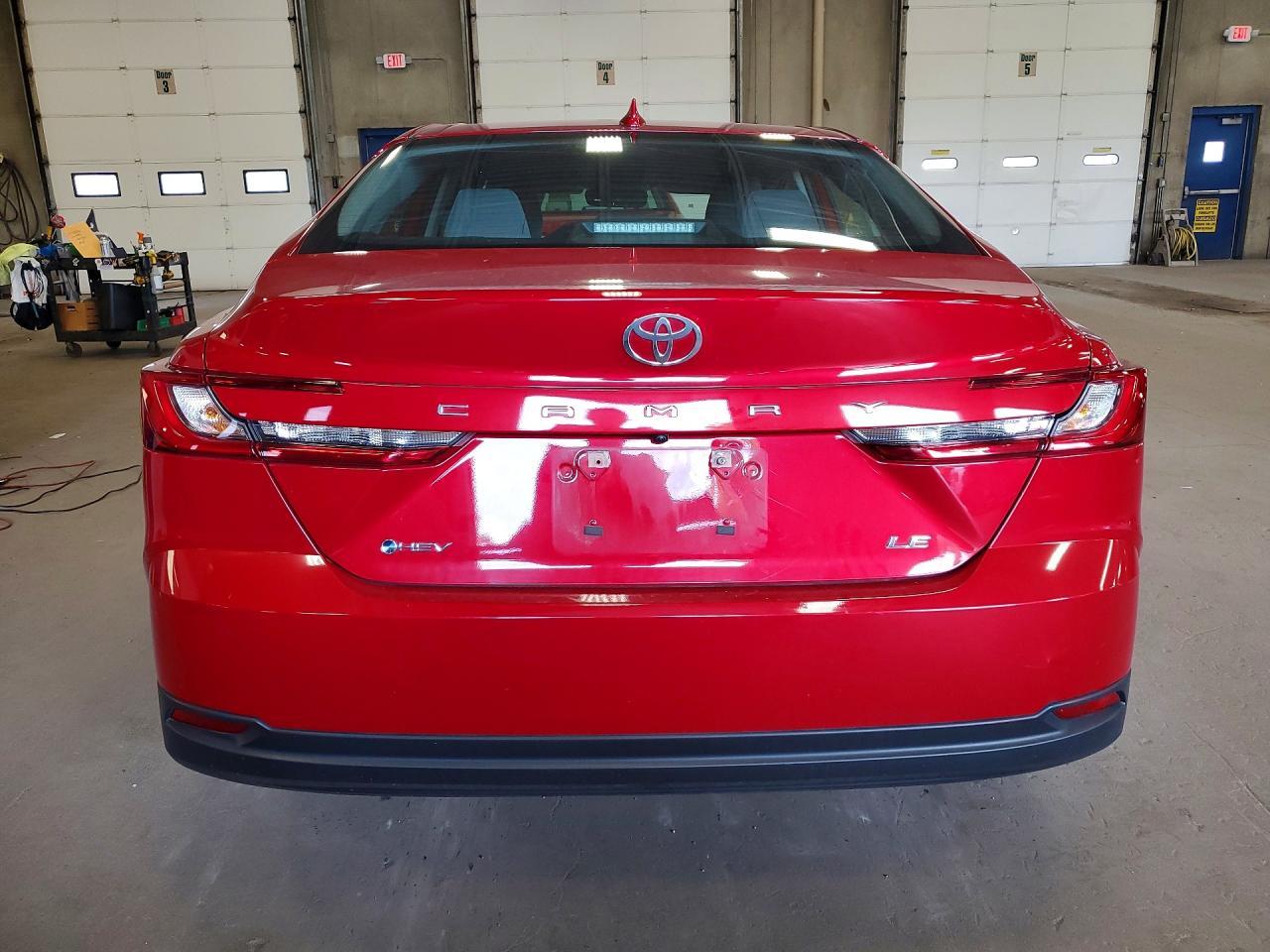 2025 Toyota Camry Le - Фото 6
