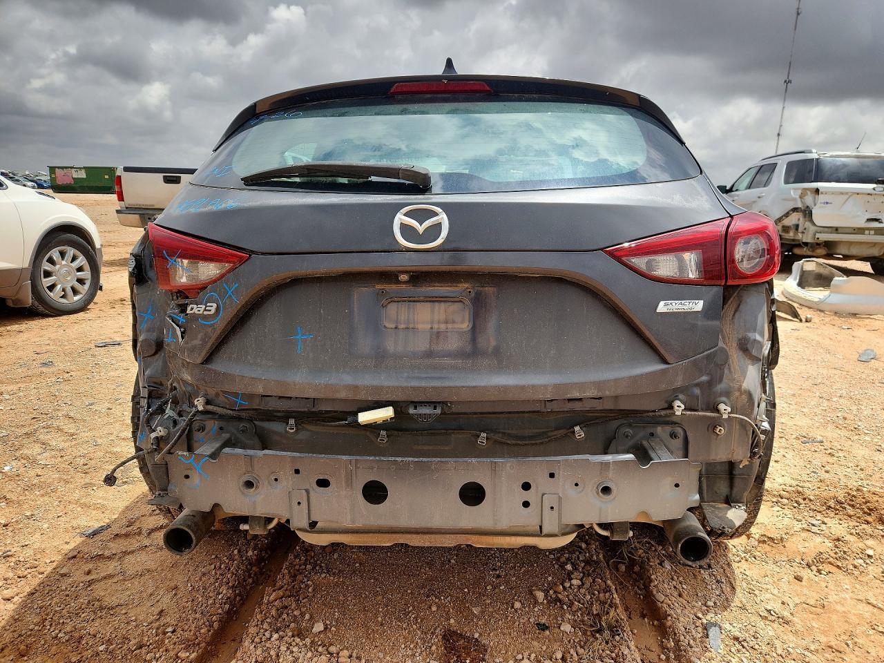 2015 Mazda 3 Grand Touring - Image 6