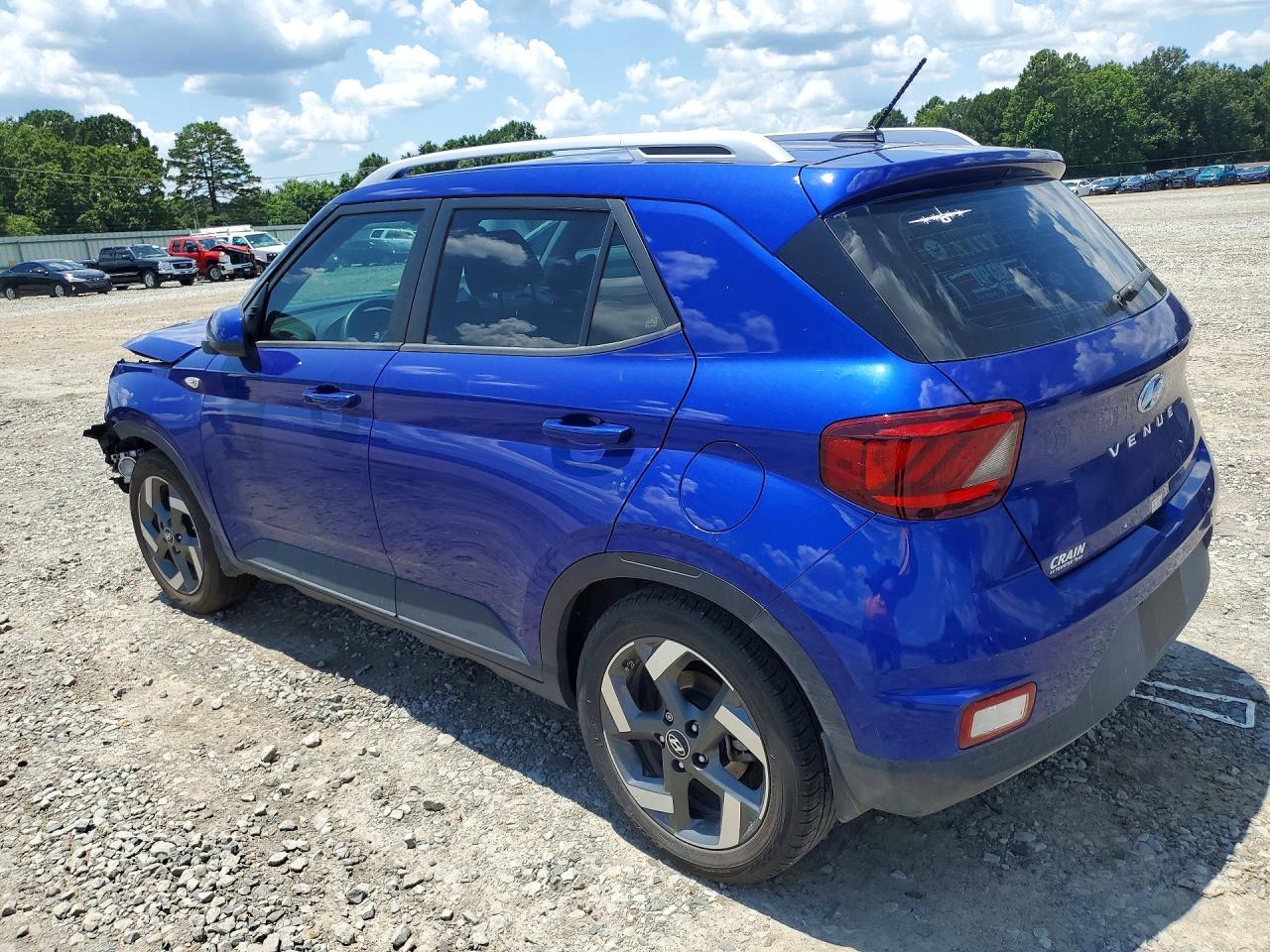 2024 Hyundai Venue Sel - Image 2