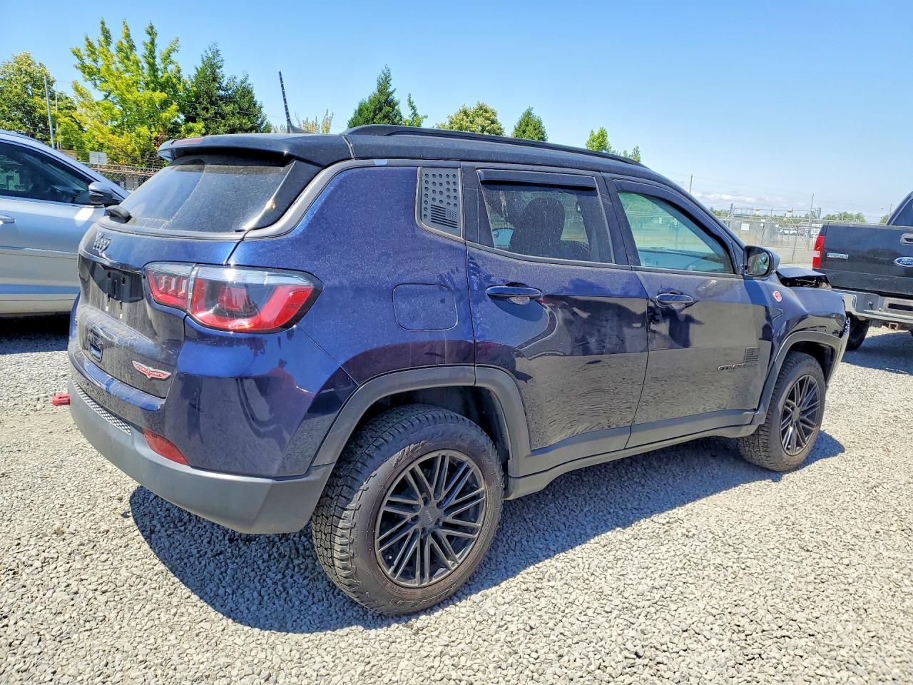 2020 Jeep Compass Trailhawk - Фото 3