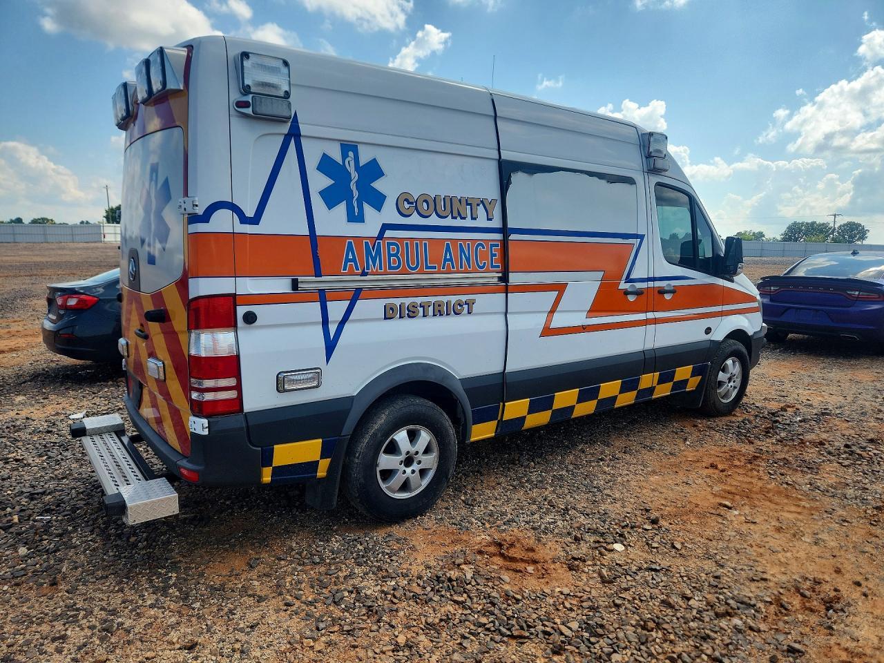 2017 Mercedes-Benz Sprinter 2500 Ambulance - Фото 3
