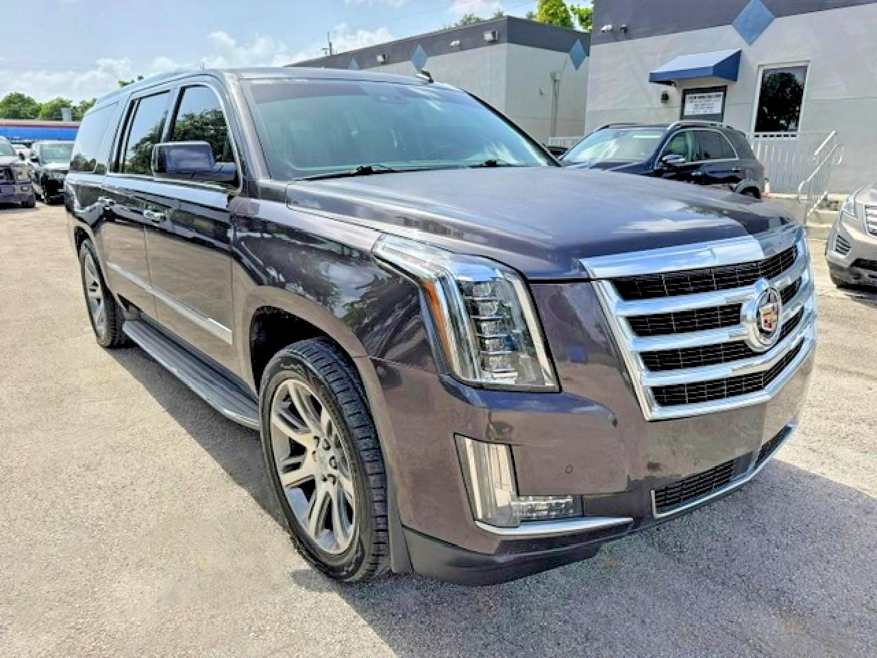 2015 Cadillac Escalade Esv Luxury - Image 4