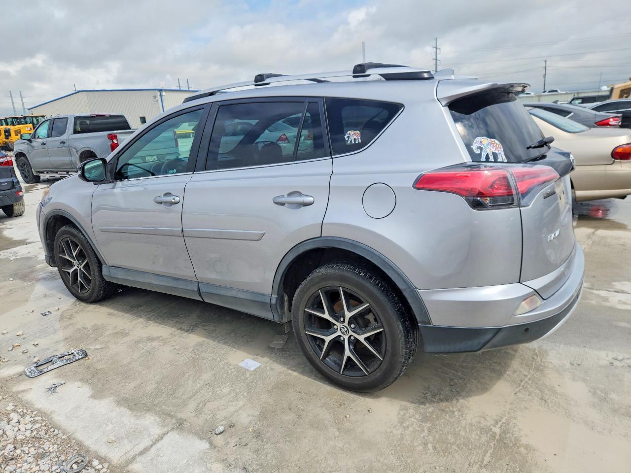 2016 Toyota Rav4 Se - Image 2