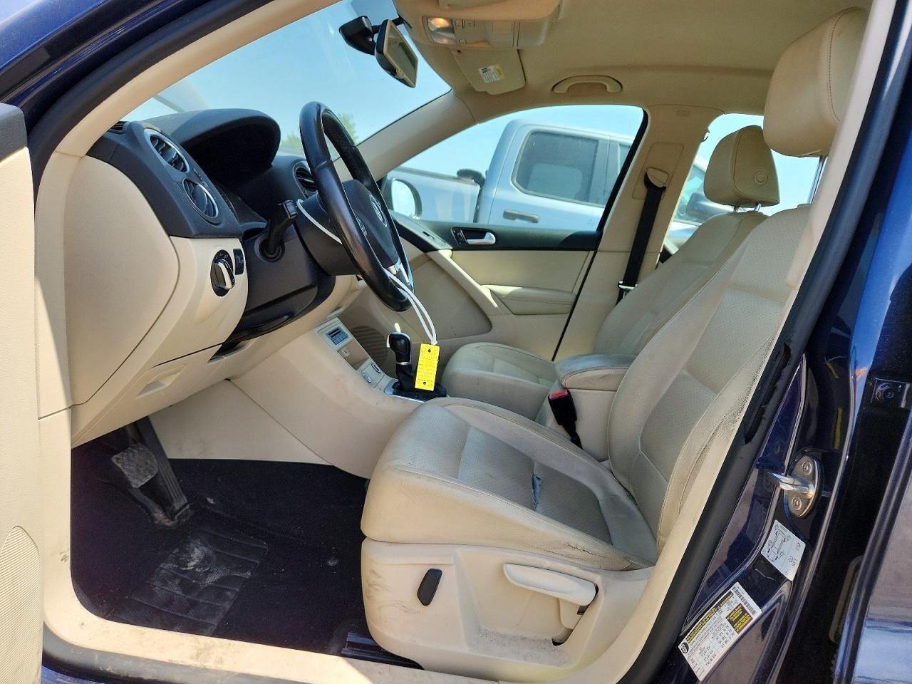 2016 Volkswagen Tiguan S - Фото 7