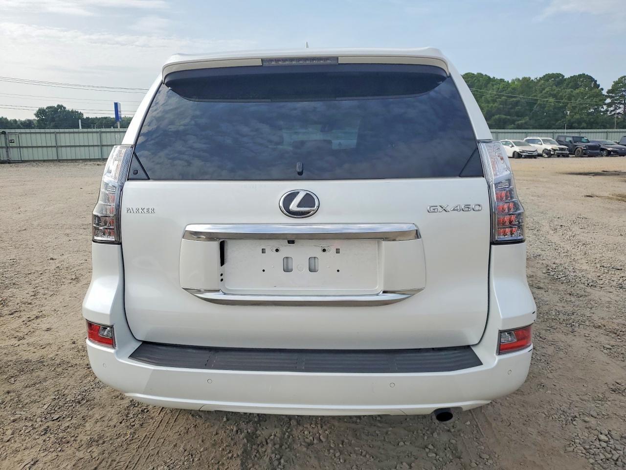 2023 Lexus Gx 460 - Image 6