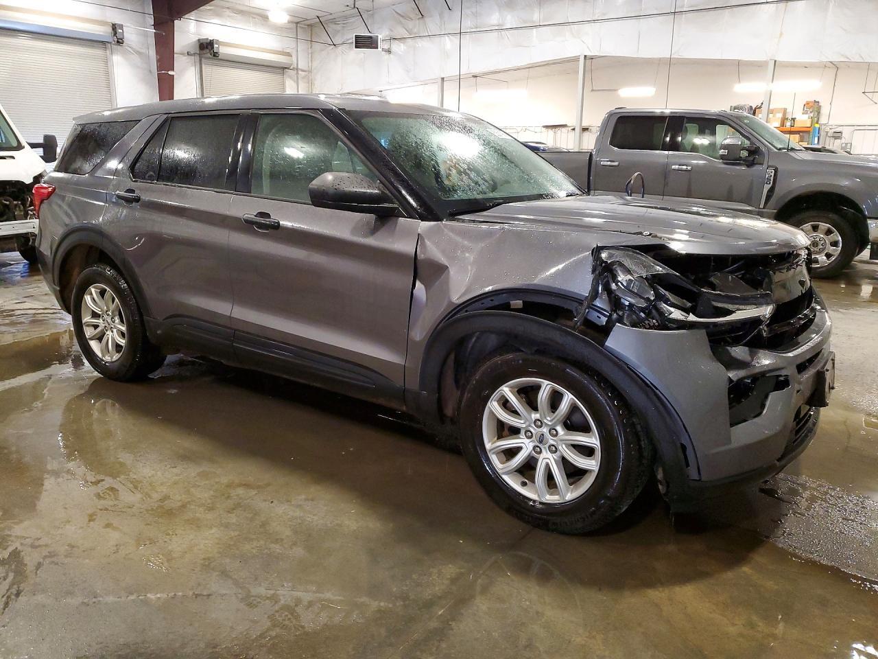 2021 Ford Explorer - Фото 4