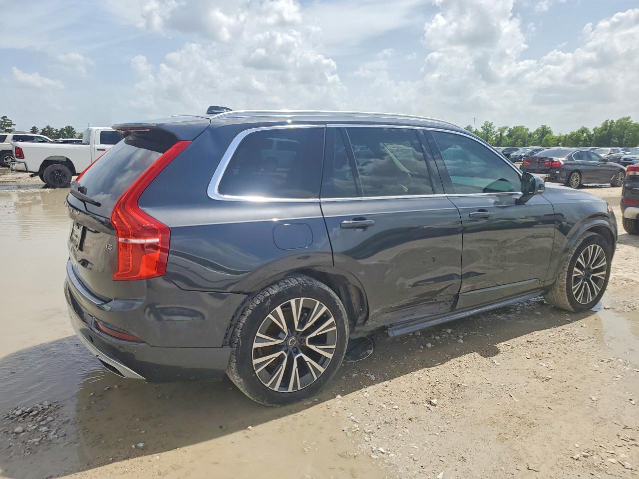 2021 Volvo Xc90 T5 Momentum - Image 3