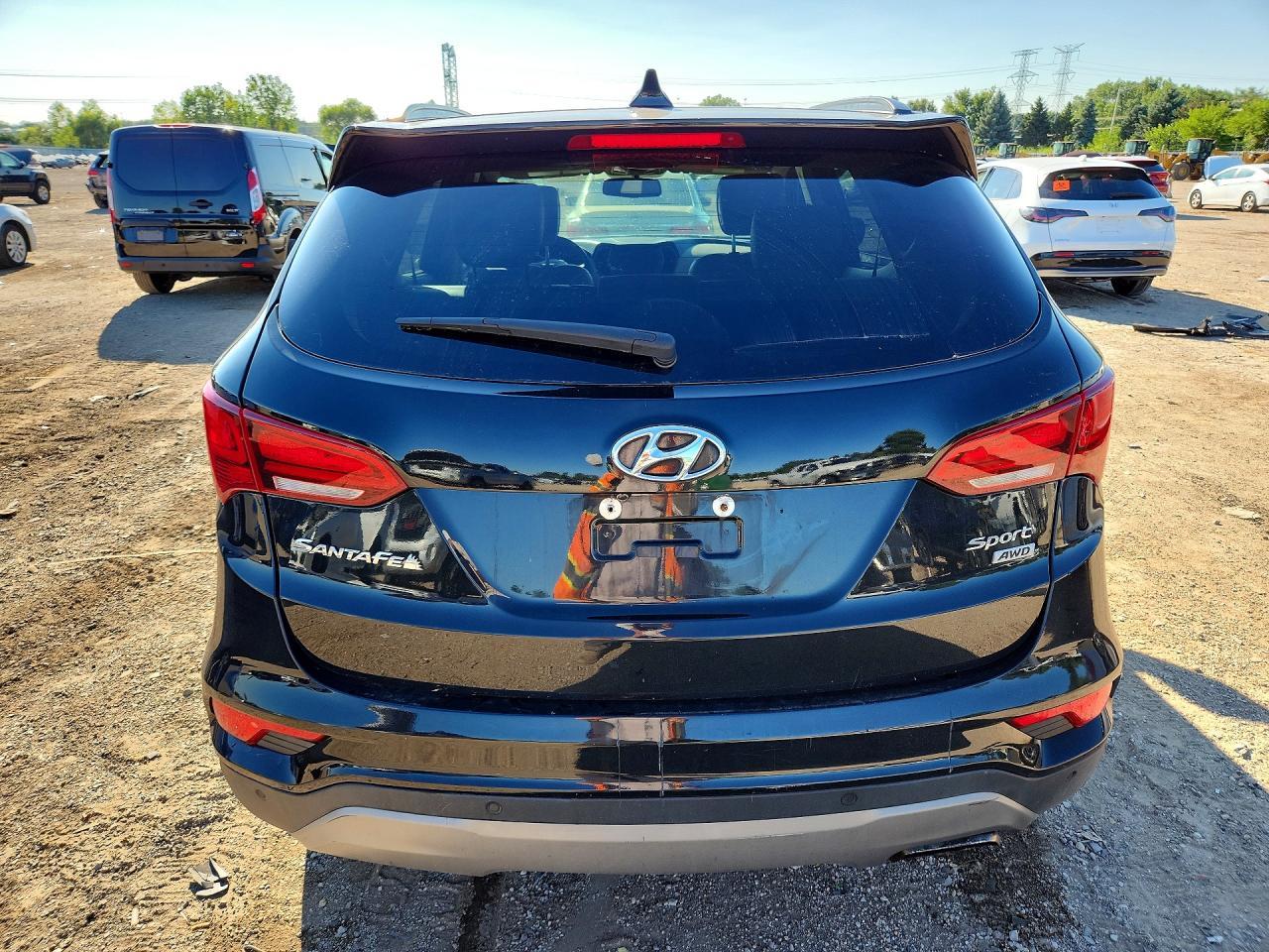 2018 Hyundai Santa Fe Sport 2.4L - Фото 6
