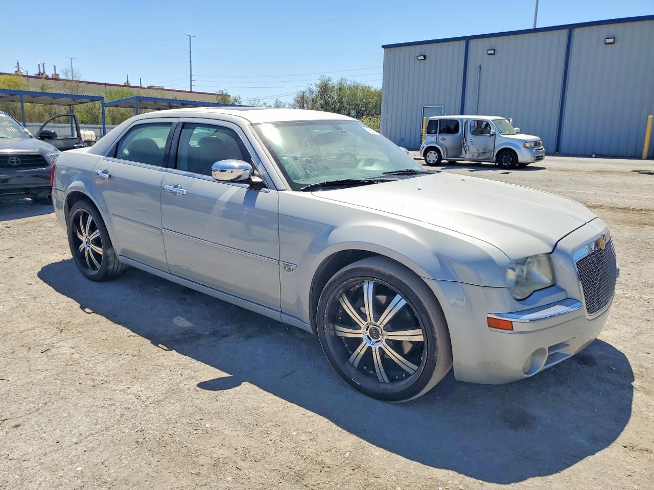 2006 Chrysler 300C - Фото 4