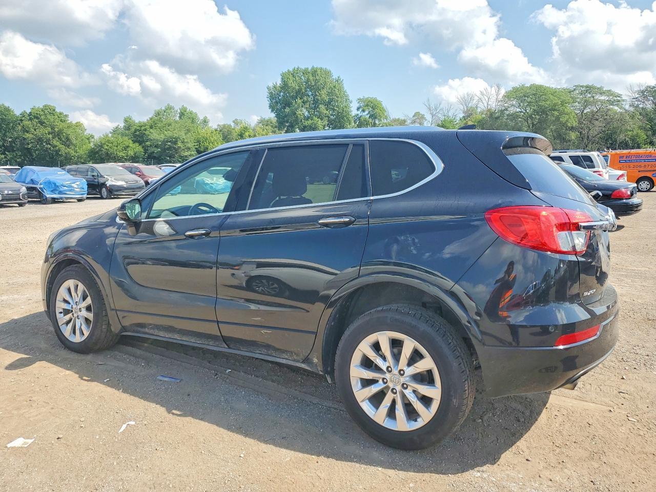 2018 Buick Envision Essence - Image 2
