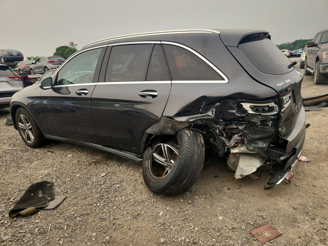 2021 Mercedes-Benz Glc 300 4Matic - Фото 2