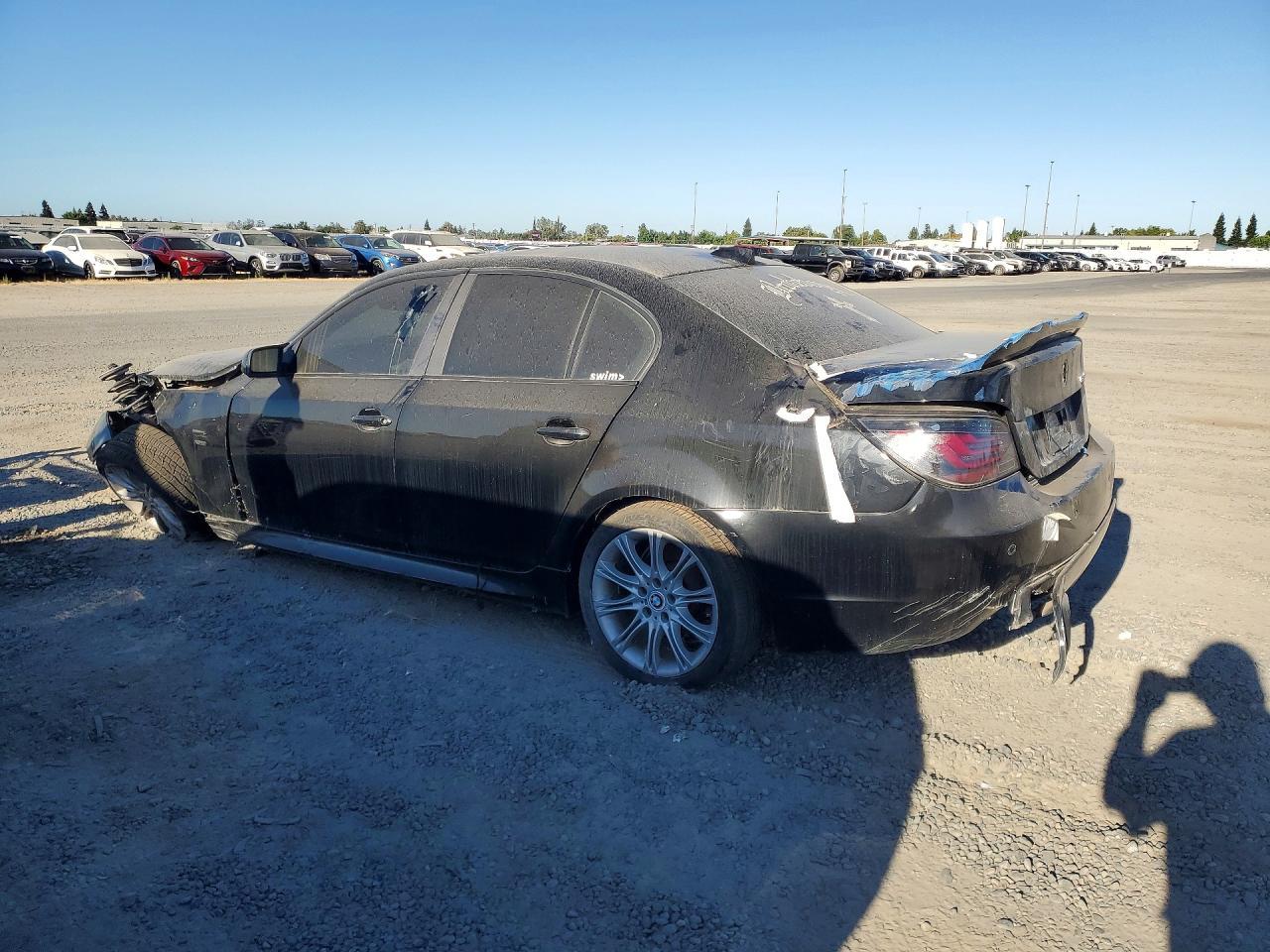 2010 BMW 535 Xi - Image 2