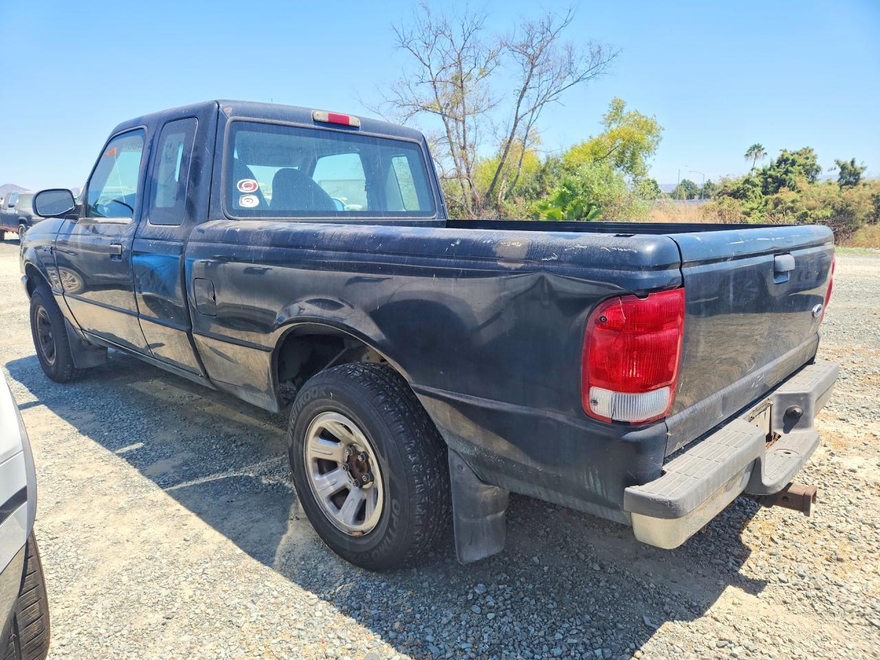2000 Ford Ranger Super Cab - Image 2
