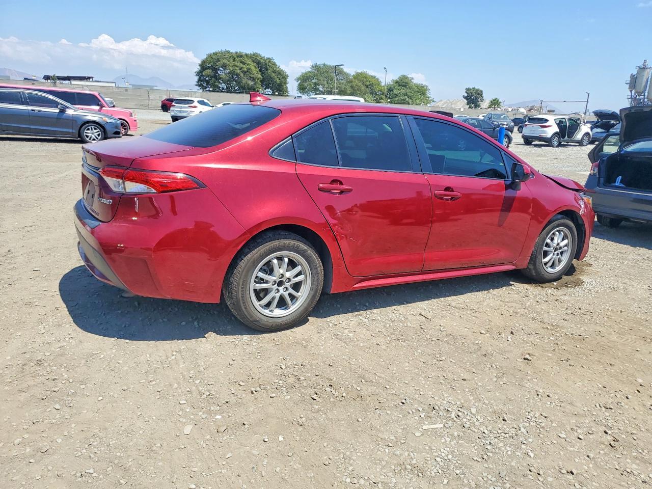 2022 Toyota Corolla Le - Фото 3