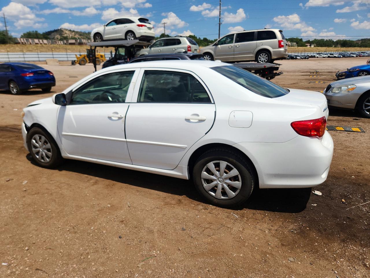 2009 Toyota Corolla Le - Image 2