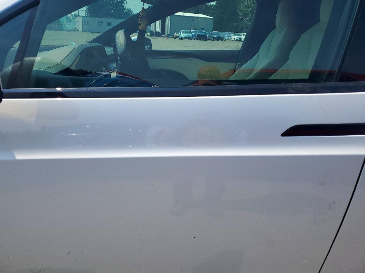 2023 Tesla Model X - Фото 7