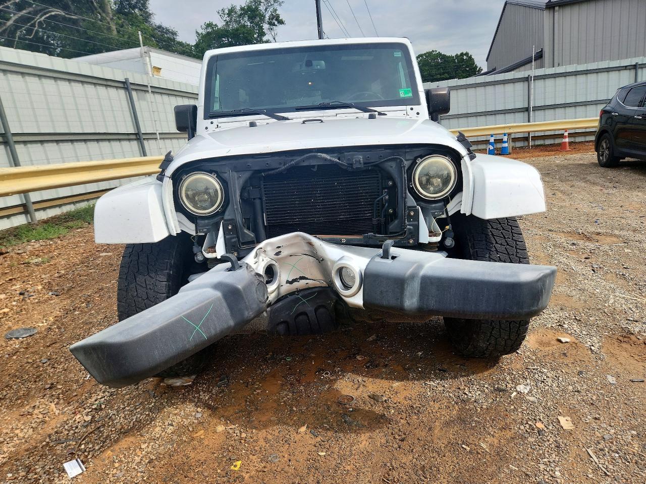 2017 Jeep Wrangler Unlimited Sahara - Фото 5