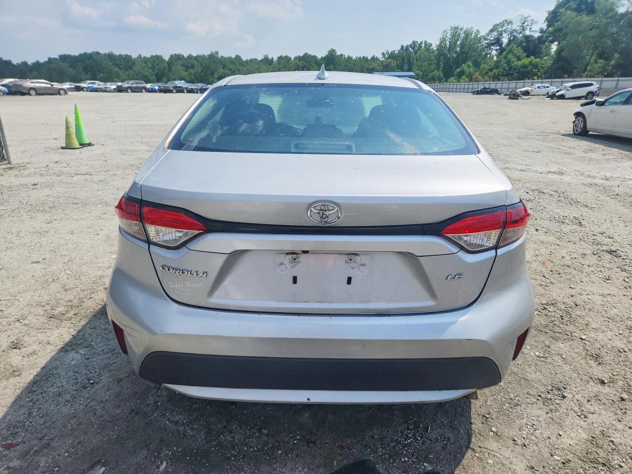 2022 Toyota Corolla Le - Image 6