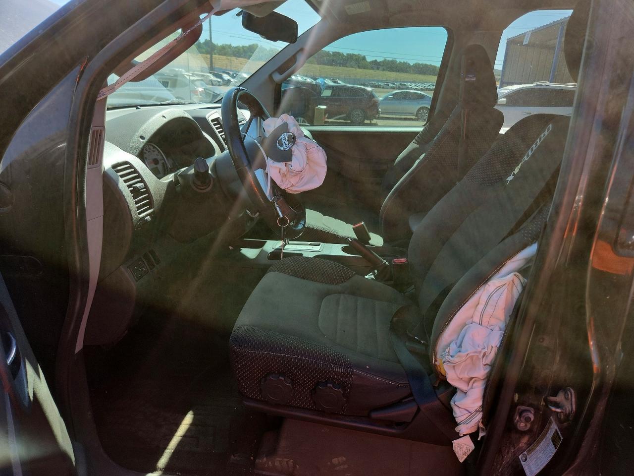 2015 Nissan Xterra Pro-4X - Image 7