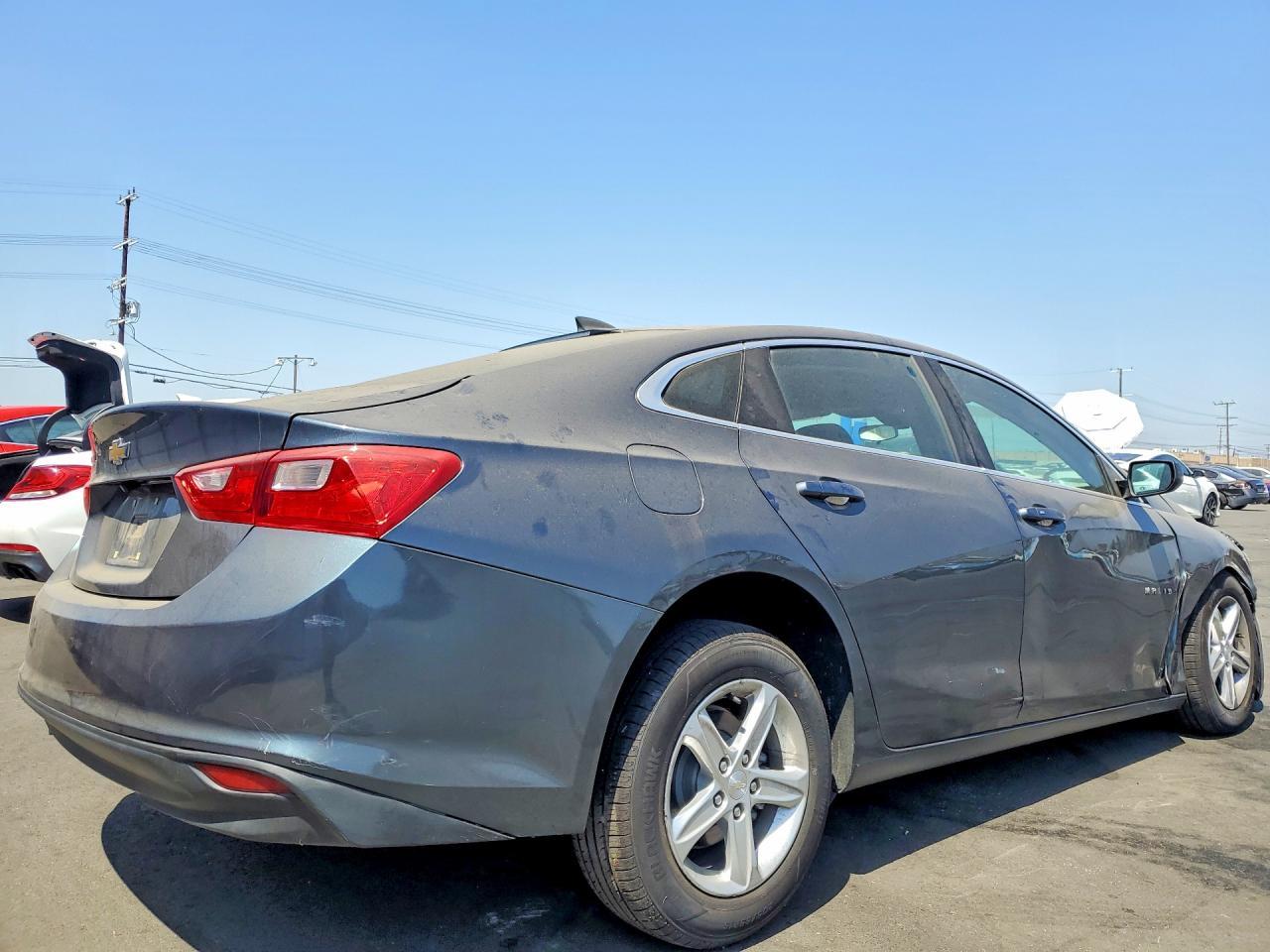 2019 Chevrolet Malibu Ls - Image 3