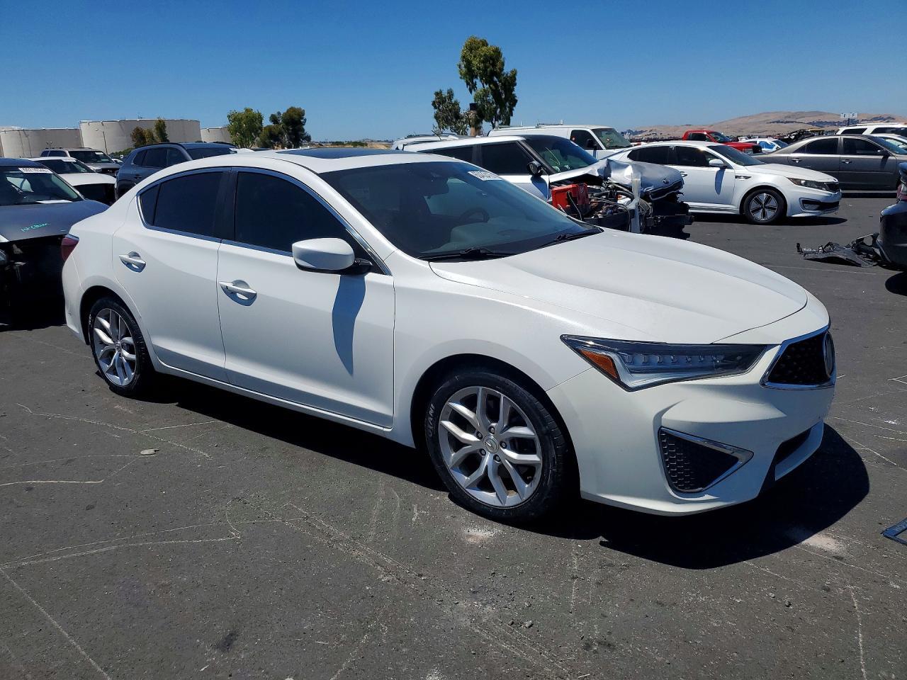 2019 Acura Ilx - Image 4