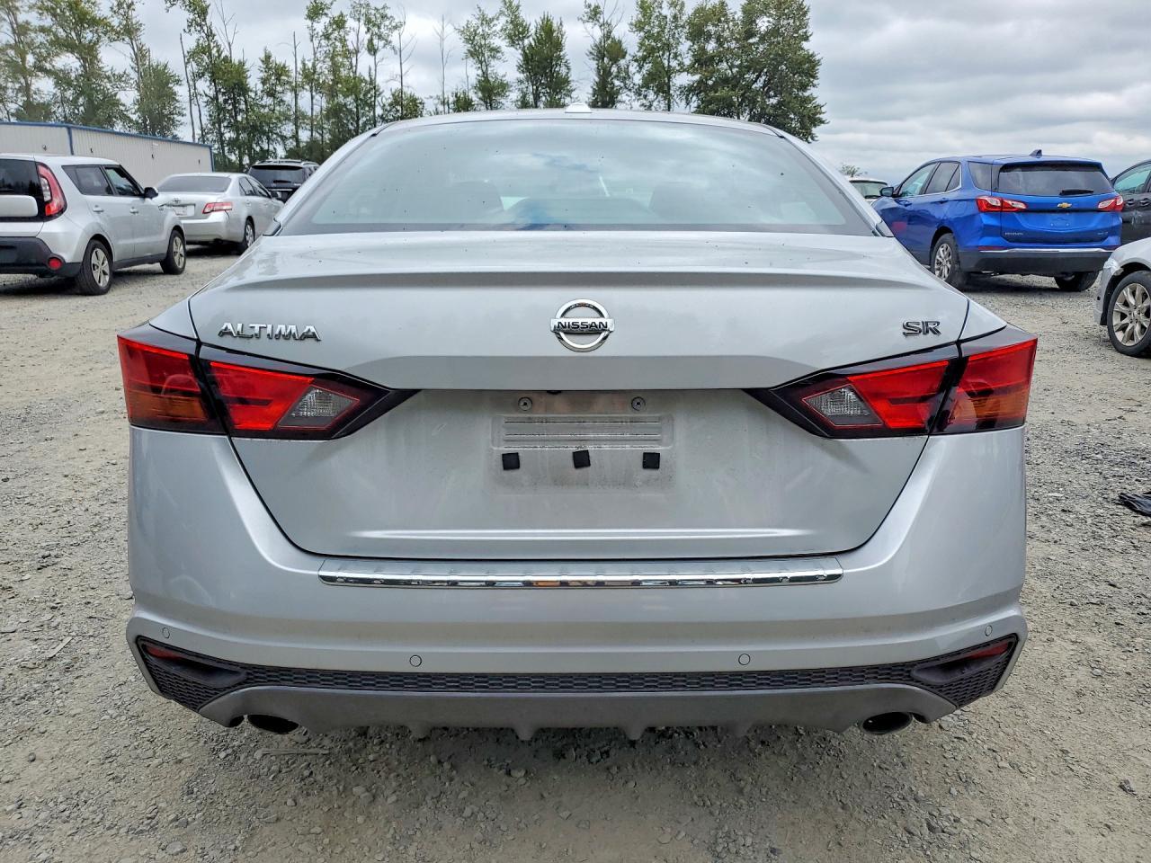 2022 Nissan Altima Sr - Image 6