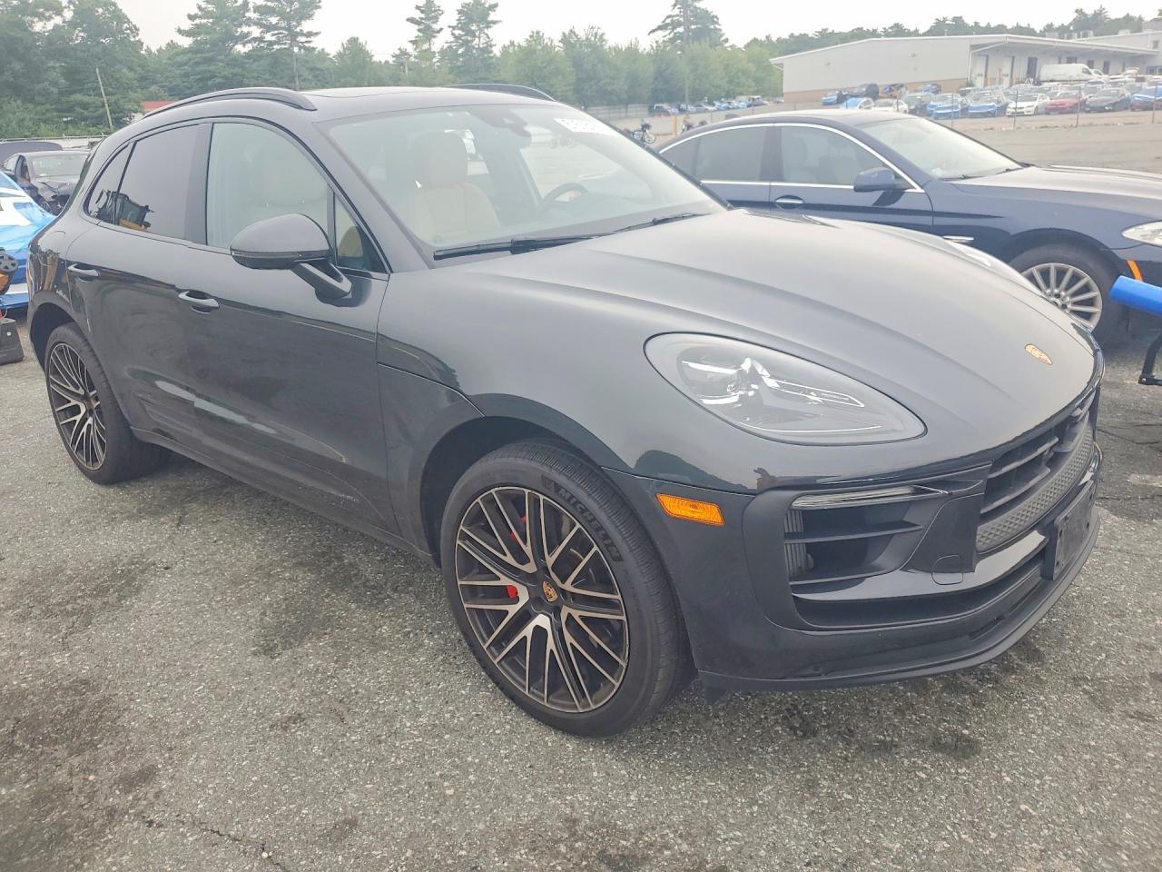 2024 Porsche Macan S - Image 4