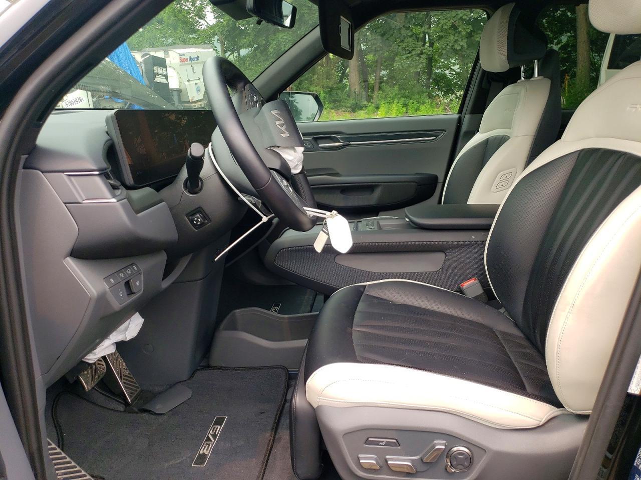 2024 Kia Ev9 Gt Line - Image 7
