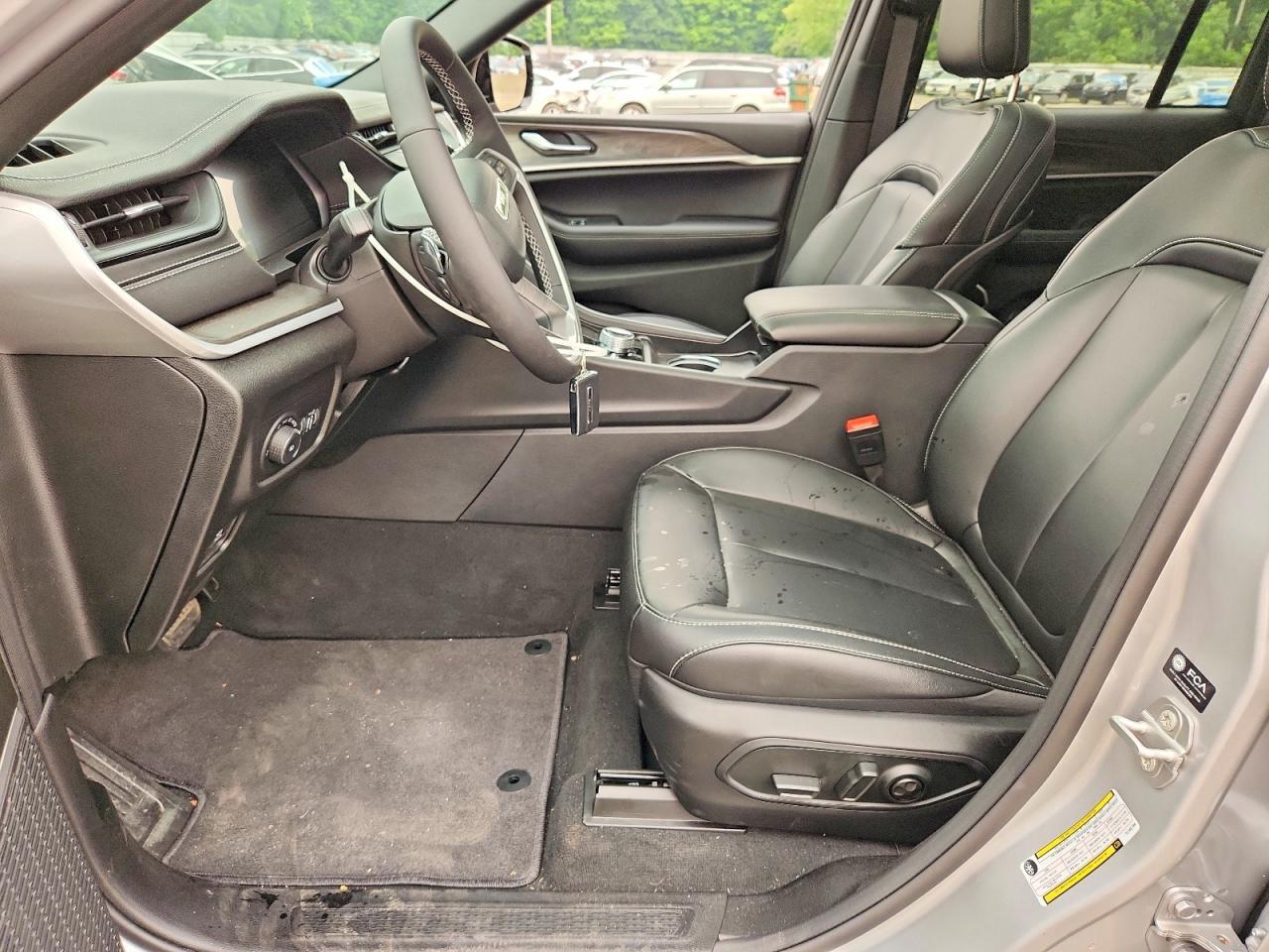 2026 Jeep Grand Cherokee Limited - Image 7