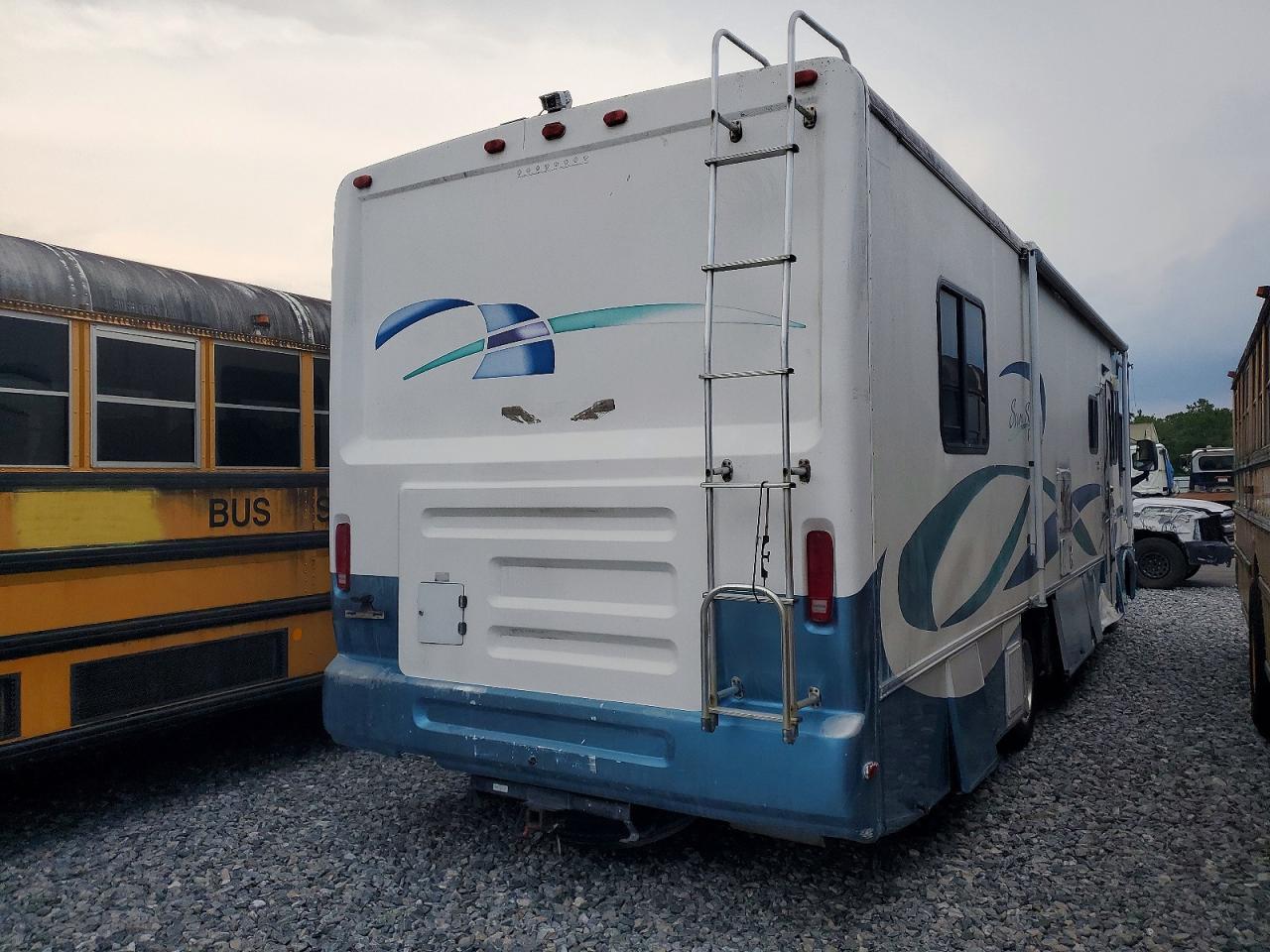 2000 Gulf Stream Rv - Фото 4