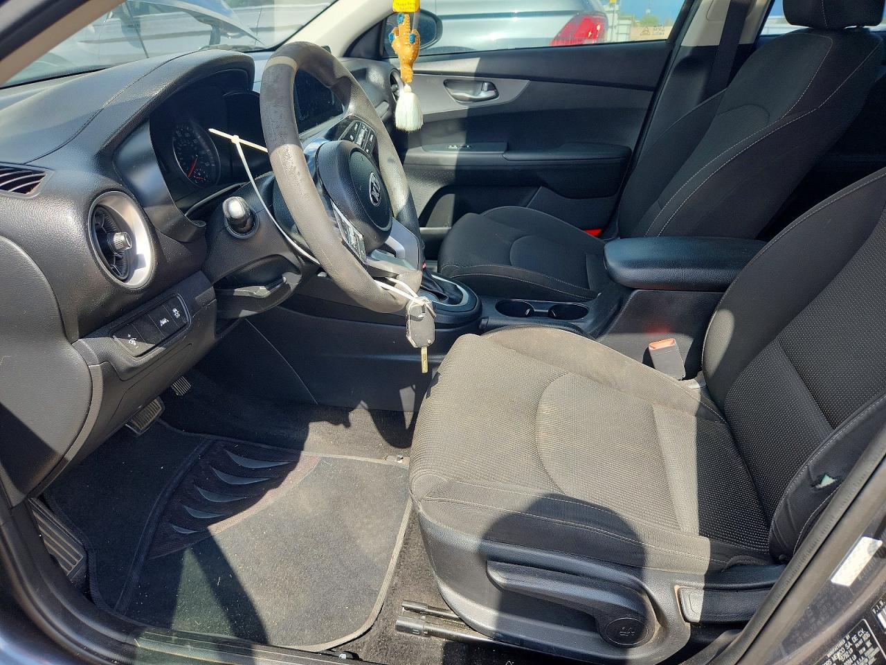 2021 Kia Forte Lxs - Image 7