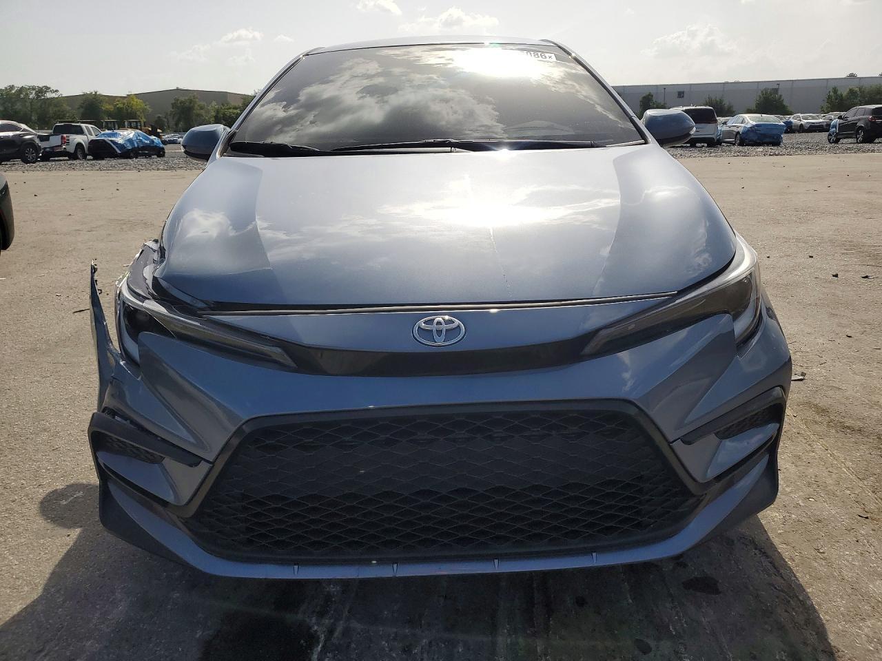 2025 Toyota Corolla - Фото 5