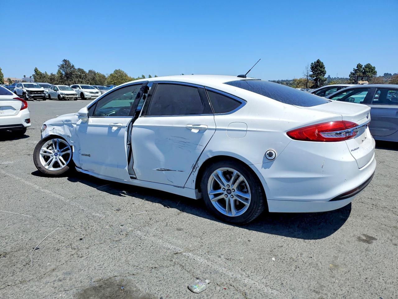 2018 Ford Fusion Se Hybrid - Фото 2